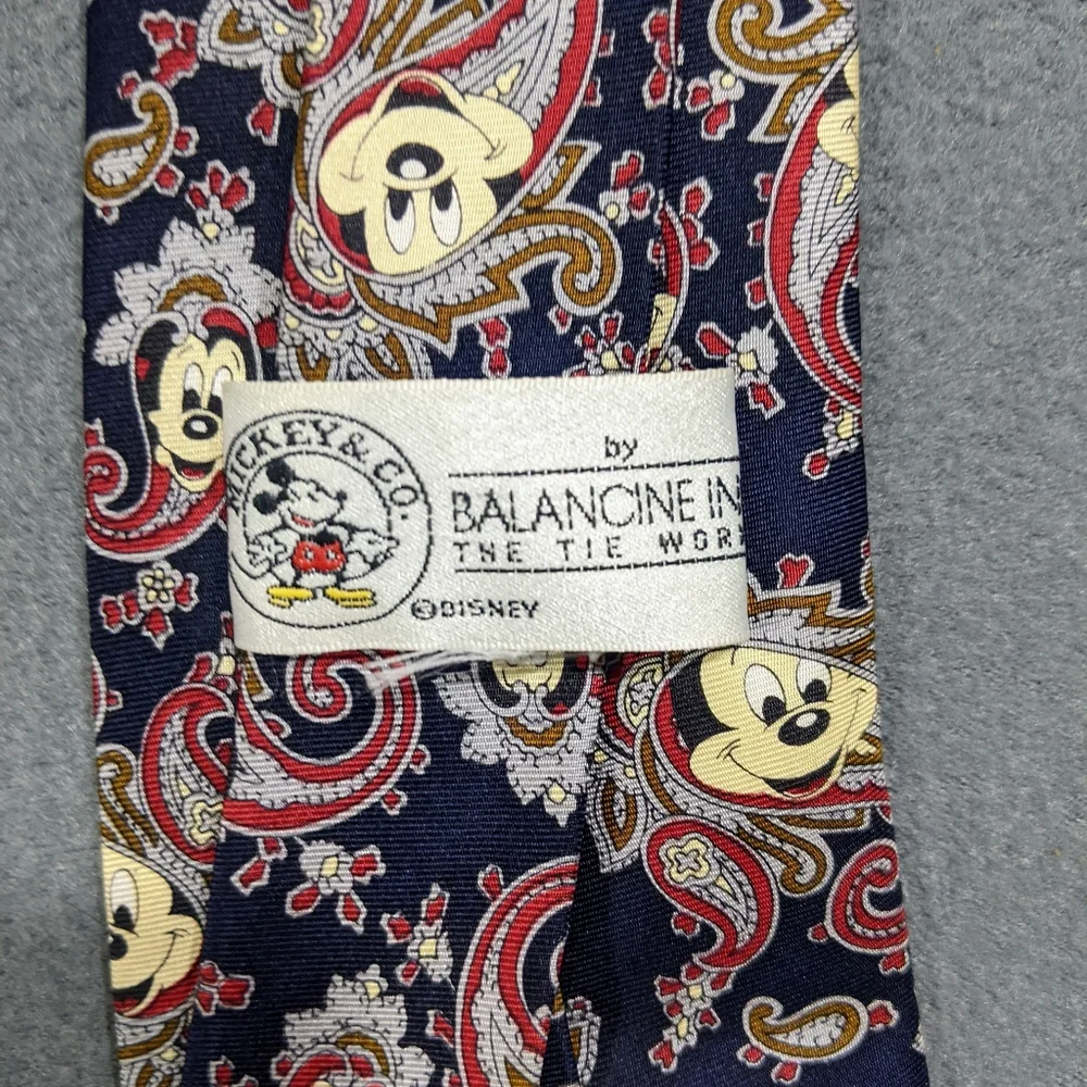 VTG Disney Mickey Mouse Neck Tie Balancine Inc‎ Paisley 100% silk